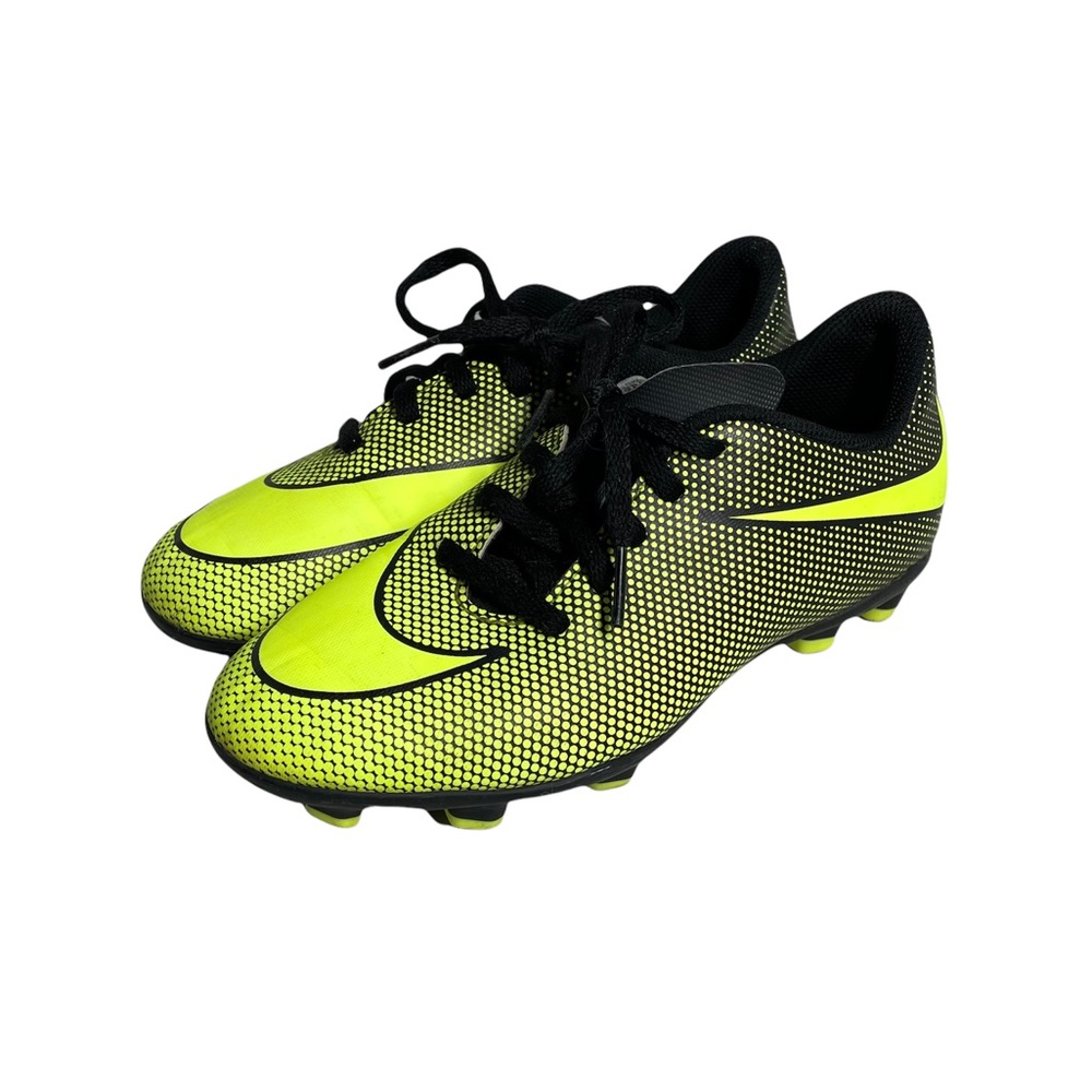 Nike Kids Jr. Bravata II FG Soccer Cleat in Size 2.5